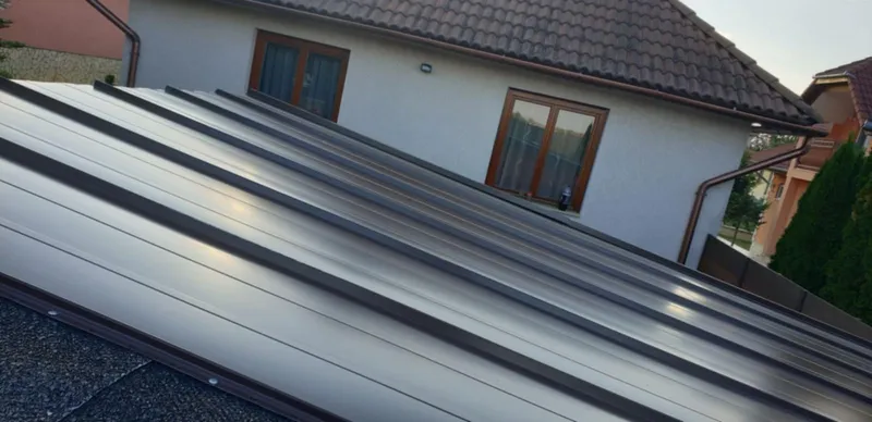 Kerti faház, pincével, tüzifa tárolóval és műhellyel - Tetőfedés